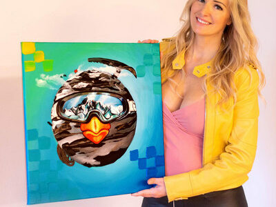 Hatchlingz inc. and artist Marie Plosjö combine to take rare NFT art to the top of Mount Everest