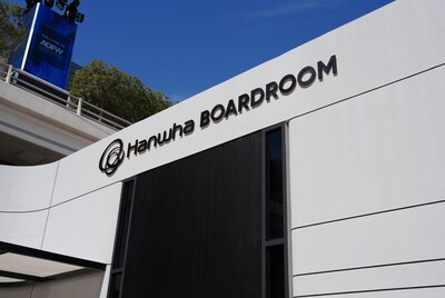 Photo_Hanwha_Boardroom_operated_as_a_global_networking_and_meeting_venue_at_ADFW_2025