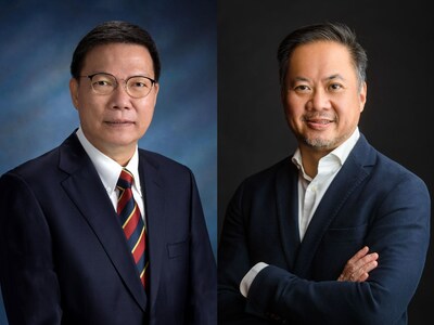 From left: Distinguished Professor Patrick H. M. Loh and Professor Tek Yew Chia From left: Distinguished Professor Patrick H. M. Loh and Professor Tek Yew Chia